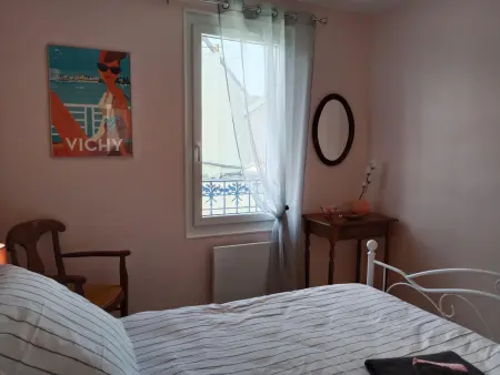 Maison rénovée proche Vichy : 3 chambres, cour fermée, tout inclus, idéal curistes et activités naturelles - Photo 16