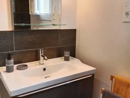 Maison rénovée proche Vichy : 3 chambres, cour fermée, tout inclus, idéal curistes et activités naturelles - Photo 21