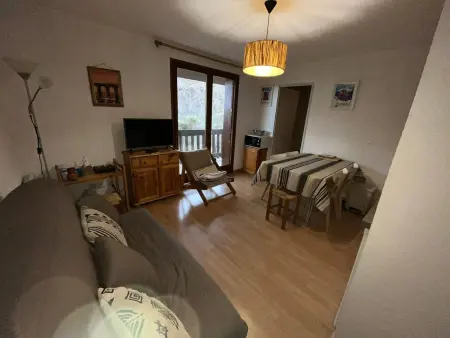 Appartement 2 Pièces Cabine avec Terrasse et Belle Vue - Photo 2