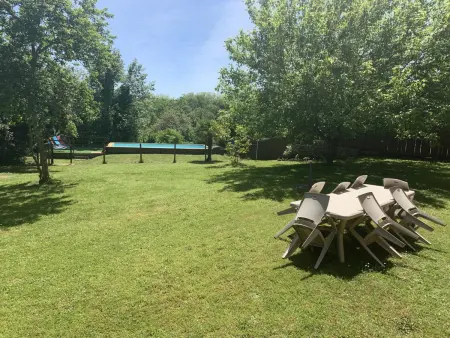 Charmante maison 2 chambres avec piscine et animaux acceptés à Pezuls - Photo 2