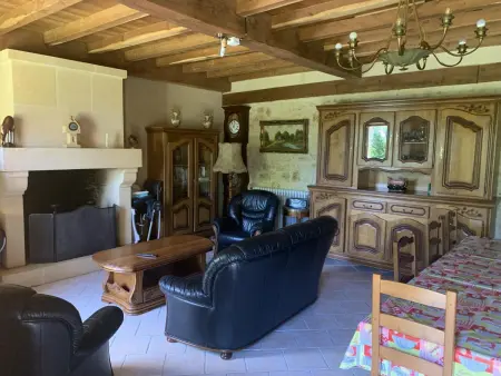 Charmante maison 2 chambres avec piscine et animaux acceptés à Pezuls - Photo 4