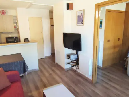 Appartement cosy 35m², 2 pièces avec balcon, près des pistes - Photo 4