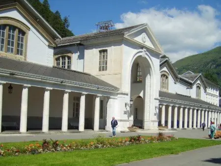 T2 Lumineux Centre Luchon, 4 Pers, Parking, Proche Thermes & Télécabine - Photo 9