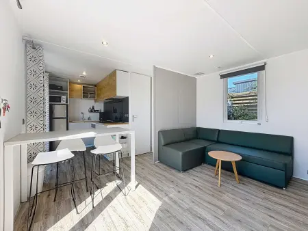 Mobil-home 4* Grand Confort, 200m plage, piscine, fitness, parking, ménage inclus, Wi-Fi gratuit - Photo 2