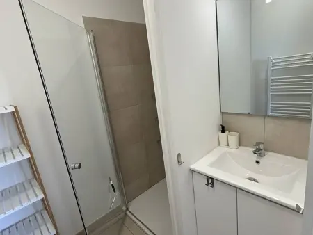 Appartement au bord de mer avec piscine chauffée - Climatisé, WiFi, et proche plage - Photo 11