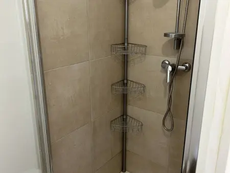 Appartement au bord de mer avec piscine chauffée - Climatisé, WiFi, et proche plage - Photo 12