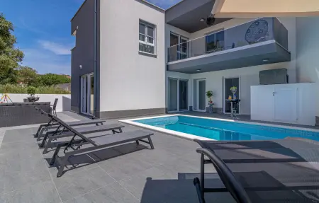 Maison 8 personnes à Liznjan - Photo 10