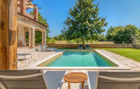 Maison 8 personnes à Cabrunici - Photo 9