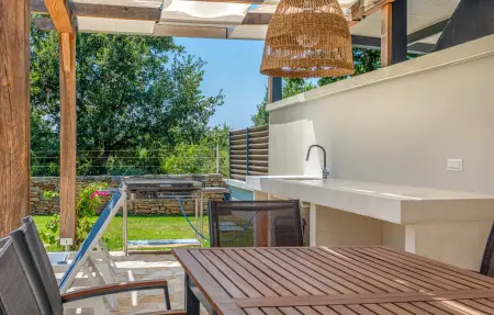 Maison 8 personnes à Cabrunici - Photo 14