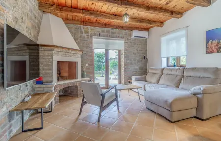 Maison 8 personnes à Cabrunici - Photo 18