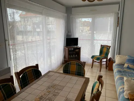 Appartement proche plage, 2 chambres, balcon, garage - Photo 4