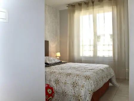 Appartement 2 pièces avec parking et climatisation près de la plage - Photo 12