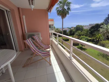 Appartement 2 pièces avec parking et climatisation près de la plage - Photo 22