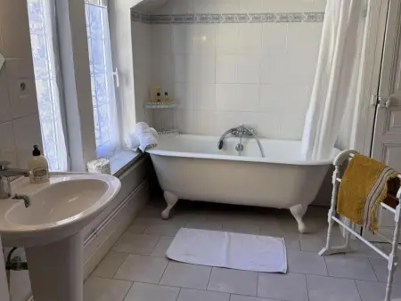 Maison de campagne XIXe avec piscine partagée et animaux admis - Photo 15