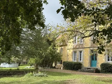 Maison de campagne XIXe avec piscine partagée et animaux admis - Photo 16