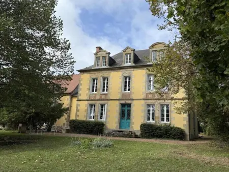 Maison de campagne XIXe avec piscine partagée et animaux admis - Photo 25