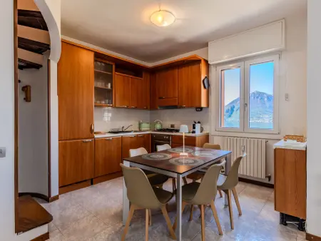 Bellano Lakeview Apartment, Appartement 6 personnes à Bellano - Photo 10