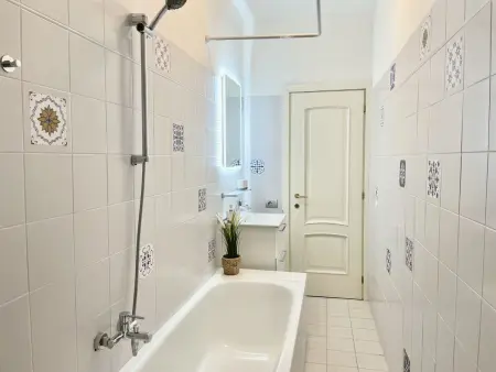 Bellano Lakeview Apartment, Appartement 6 personnes à Bellano - Photo 25