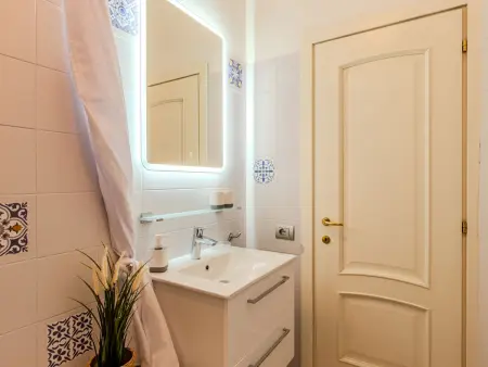 Bellano Lakeview Apartment, Appartement 6 personnes à Bellano - Photo 27