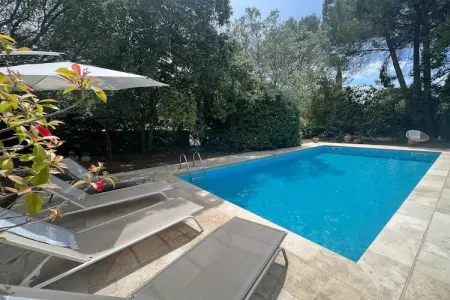 Villa GUIOL, Maison Familiale en Provence avec Piscine - Photo 12