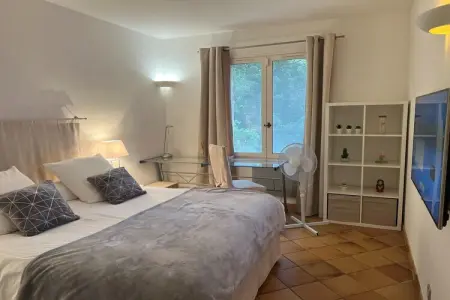 Villa GUIOL, Maison Familiale en Provence avec Piscine - Photo 20