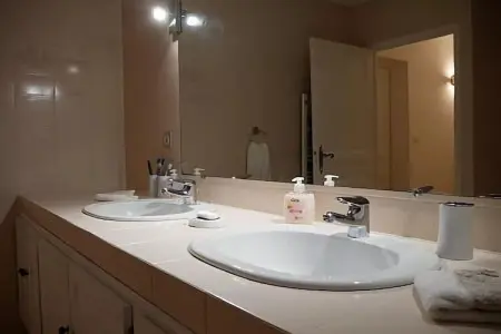 Villa GUIOL, Maison Familiale en Provence avec Piscine - Photo 23