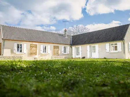 Évasion Nature au Cœur des Vignobles avec SPA, Gite 6 personnes à Saulcet - Photo 1