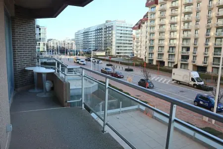 SCORPIO BI 201, Escapade romantique sur la côte - Photo 3
