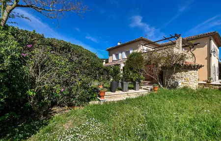 Maison 6 personnes à Saint Julien les Rosie - Photo 10