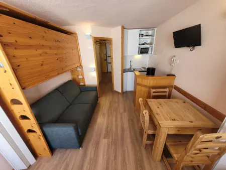 Charmant studio divisible avec balcon et accès pistes, cœur station - Photo 1