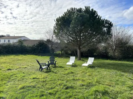 Maison familiale confortable, 4 couchages, près des plages et commerces, jardin et wifi inclus - Photo 1