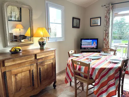 Maison familiale confortable, 4 couchages, près des plages et commerces, jardin et wifi inclus - Photo 3