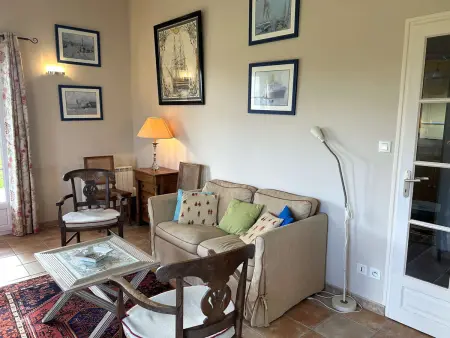 Maison familiale confortable, 4 couchages, près des plages et commerces, jardin et wifi inclus - Photo 4