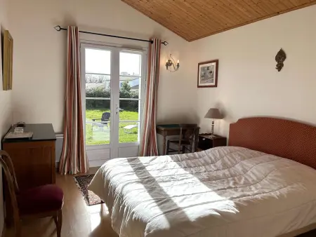 Maison familiale confortable, 4 couchages, près des plages et commerces, jardin et wifi inclus - Photo 11