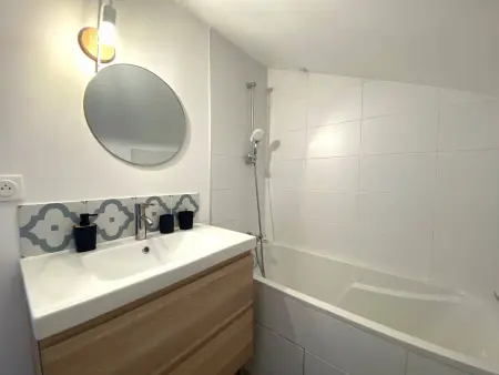 Appartement avec vue sur mer, proche plage, terrasse et parking à Perros-Guirec - Photo 9