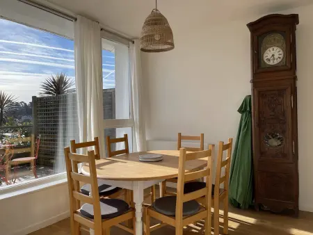 Appartement avec vue sur mer, proche plage, terrasse et parking à Perros-Guirec - Photo 18