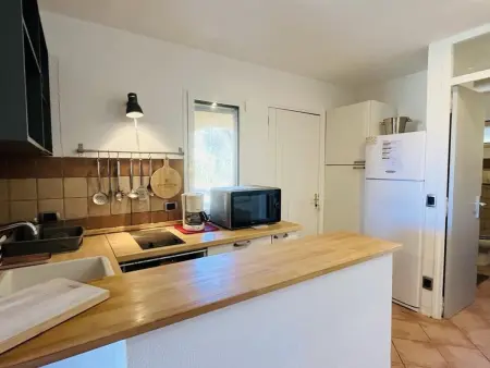 Appartement à Lumio avec Terrasse, Parking et Proche Plage - 4 Couchages - Photo 4
