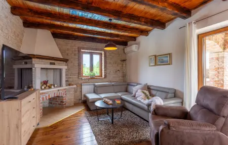 Maison 6 personnes à Cabrunici - Photo 3