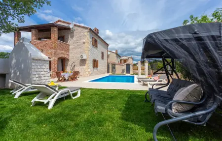 Maison 6 personnes à Cabrunici - Photo 12