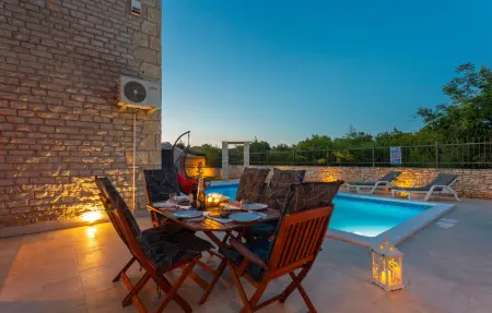 Maison 6 personnes à Cabrunici - Photo 16