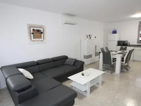 Maison avec WiFi gratuit, piscine privée, climatisation en option, animaux acceptés, près des plages - Photo 16
