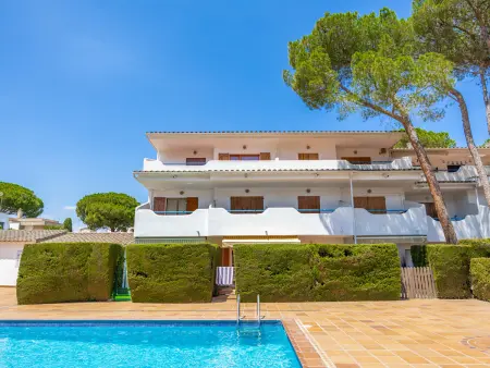 Appartement Familial avec Climatisation et Parking Proche Plage - Photo 2