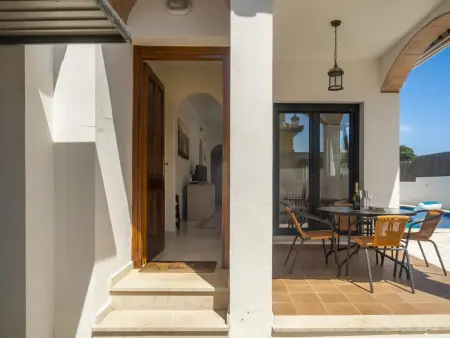 Maison de plain-pied avec piscine privée, 1500m de la plage, climatisation, Wi-Fi et parking inclus - Photo 8