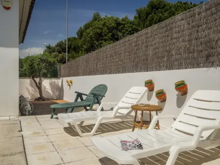 Maison de plain-pied avec piscine privée, 1500m de la plage, climatisation, Wi-Fi et parking inclus - Photo 34