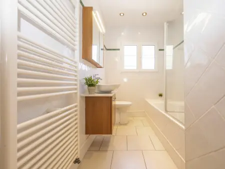 Belle maison 5 chambres avec piscine privée et parking - Photo 18
