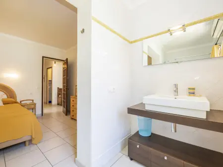 Belle maison 5 chambres avec piscine privée et parking - Photo 28