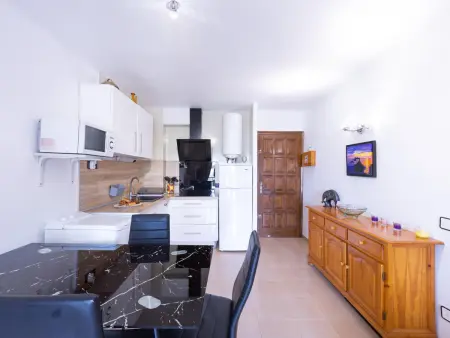Appartement confortable avec climatisation et terrasse - Photo 5