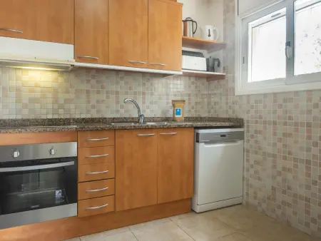 Maison mitoyenne avec piscine privée et Wi-Fi, Gite 6 personnes à L'Escala - Photo 10