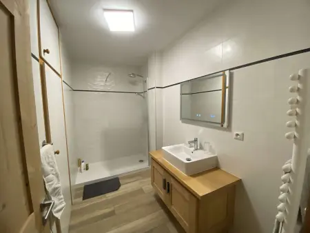 Chalet spacieux 3 étages, cheminée, garage, pour 6 pers, Arêches-Beaufort - Photo 8