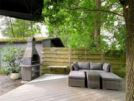 Charlies Chalet, Chalet avec terrasse au bord de l'eau - Photo 24